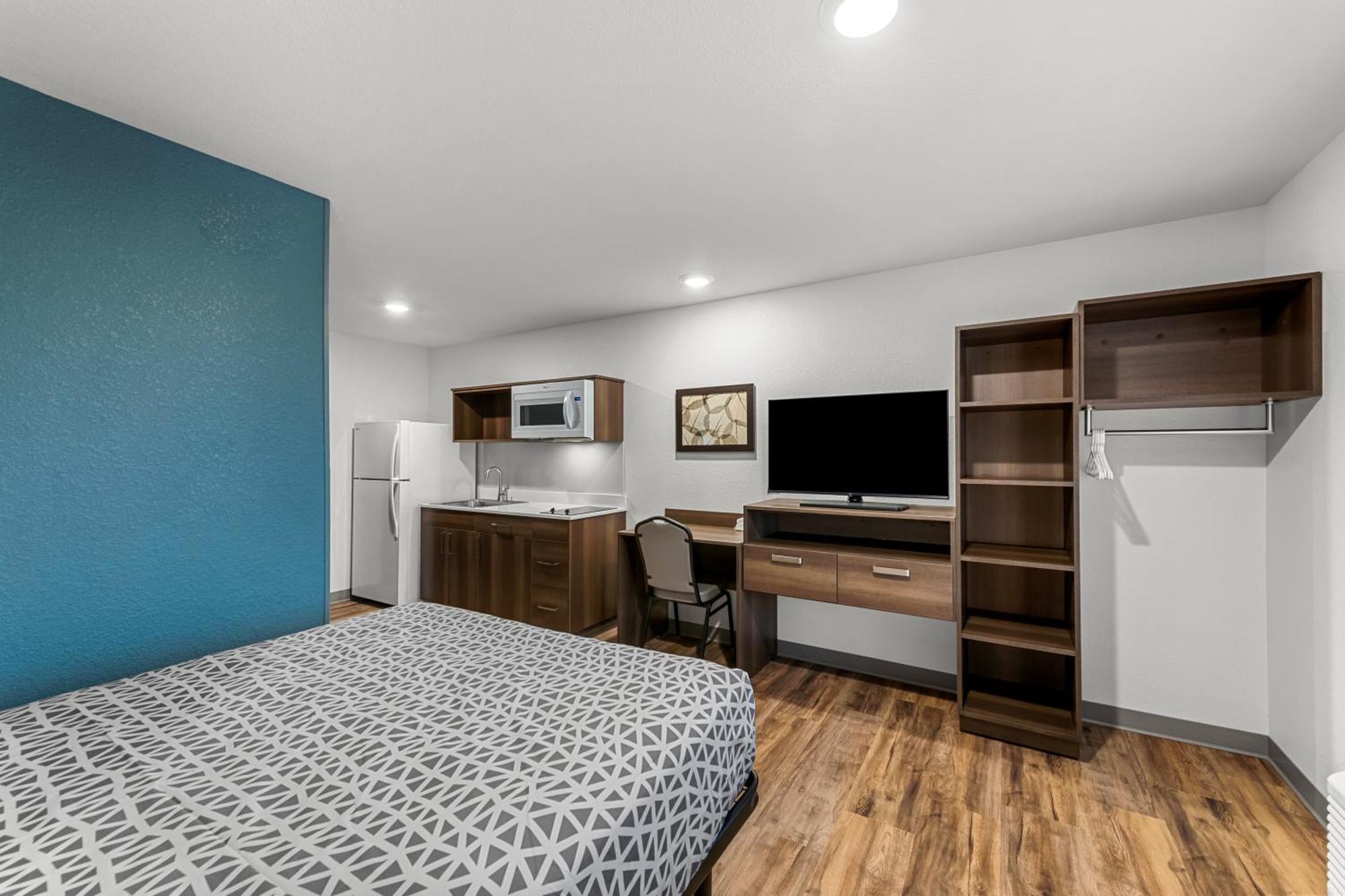 Woodspring Suites Kansas City Airport Экстерьер фото